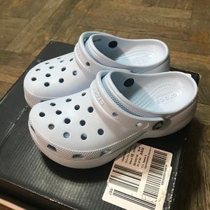 Crocs women